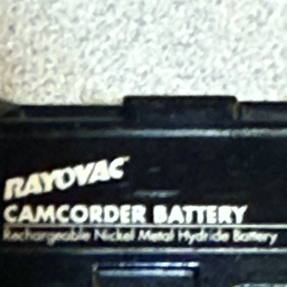 Rayovac RV-2200K Rechargeable Nickel Metal Hydride Camcorder Battery Used‎